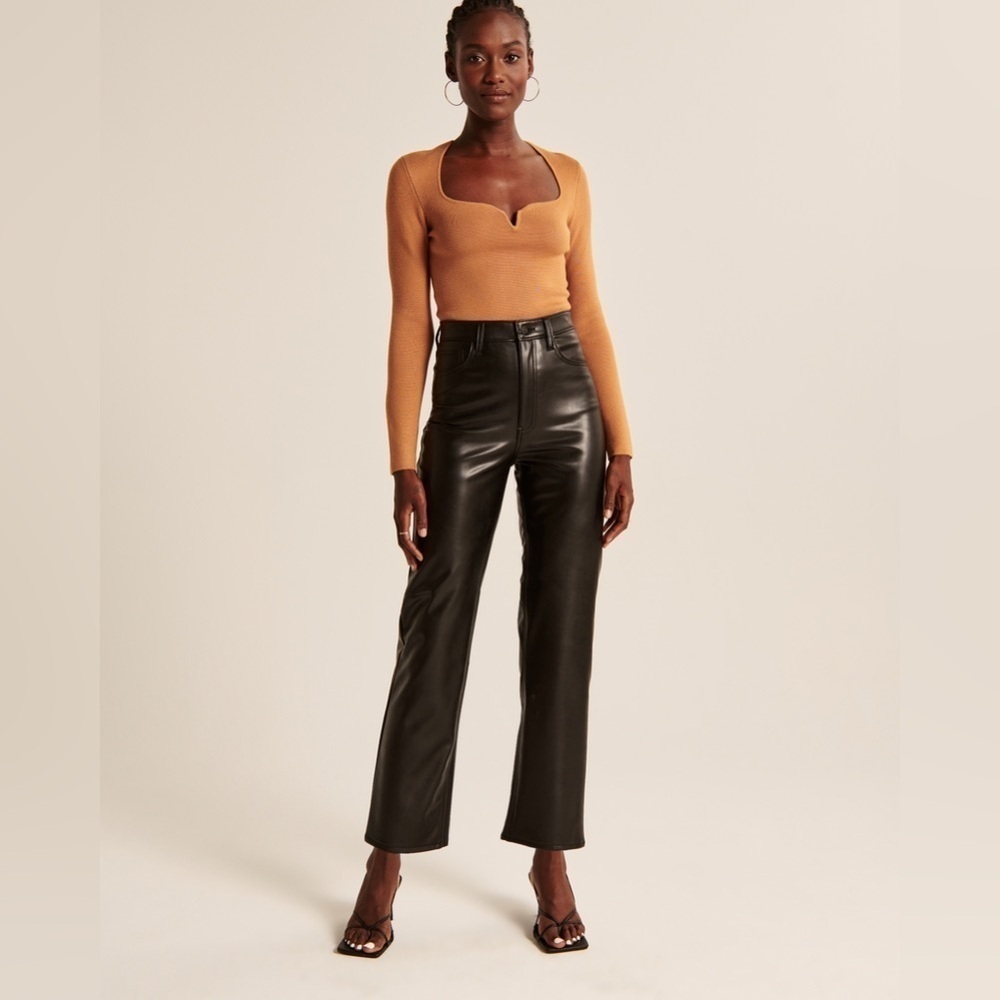 Abercrombie and Fitch Ankle Straight Ultra High Rise Vegan Leather Pants Size 27